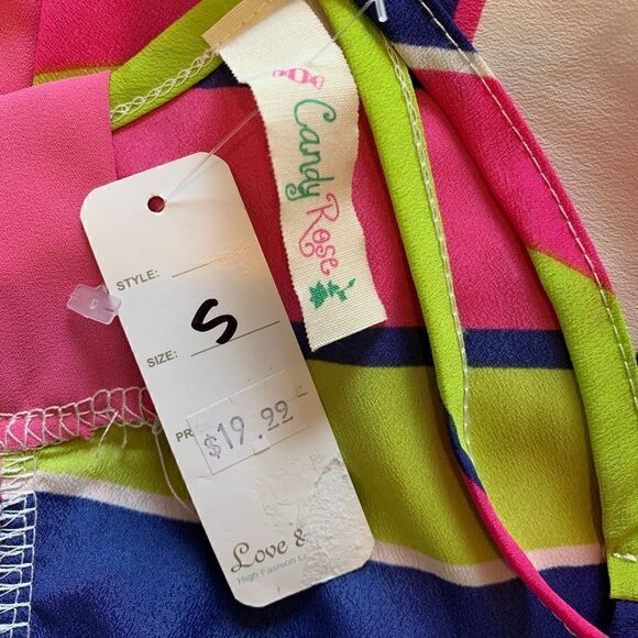 Geometric Silky Tank Top  - Picture 6 of 6